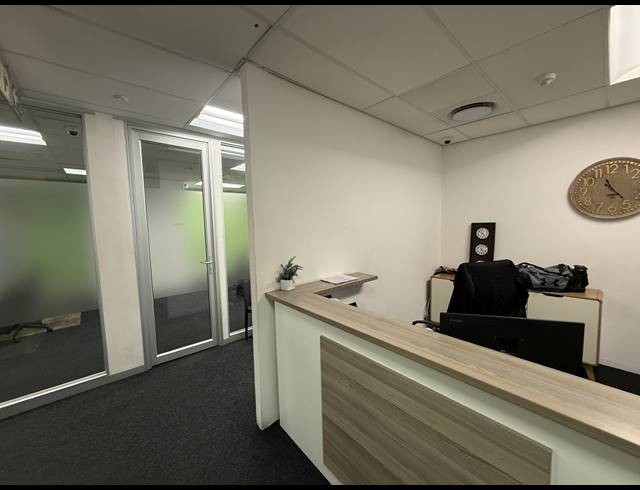 411M² OFFICE TO LET IN FORESHORE